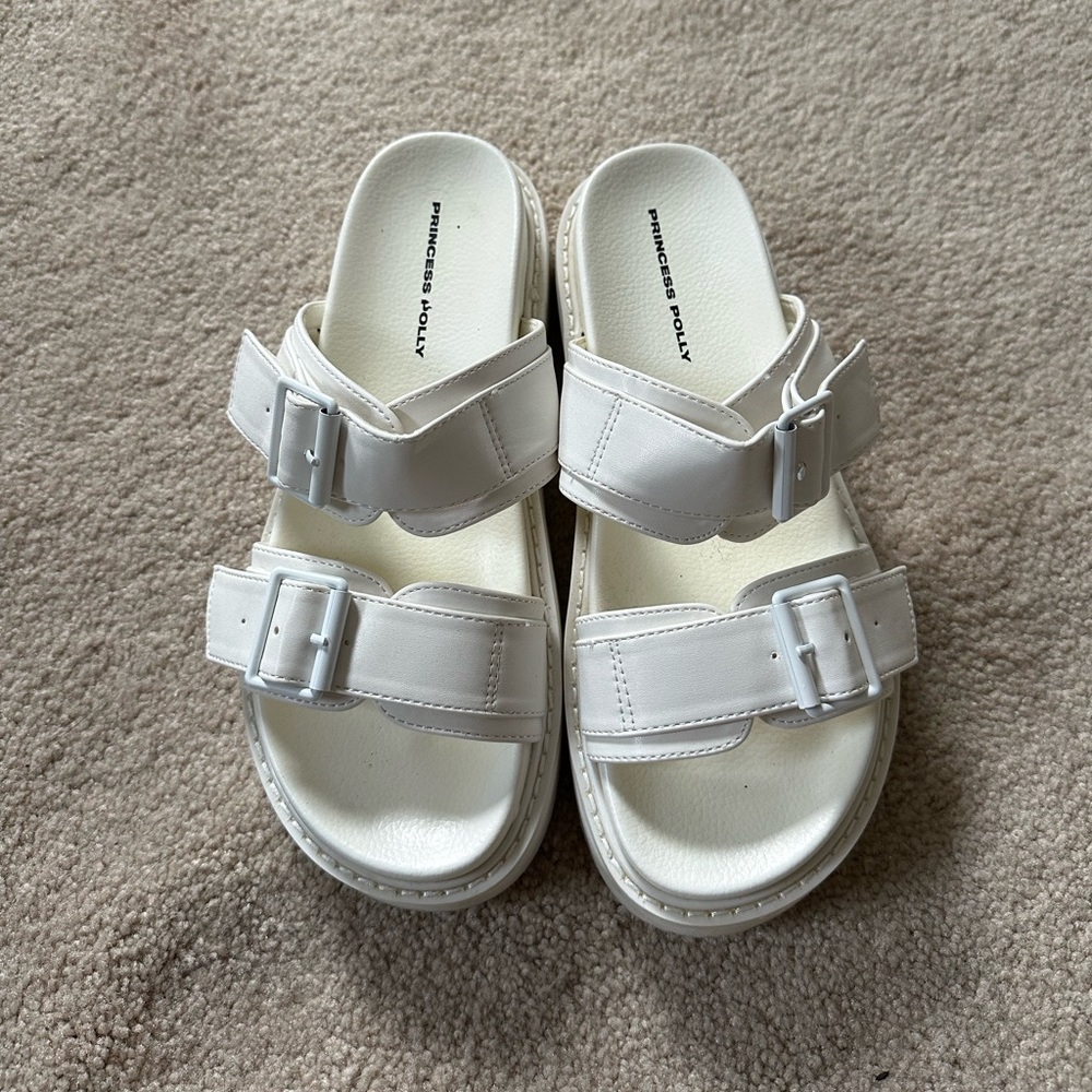 Princess Polly white platform sandals size 7
